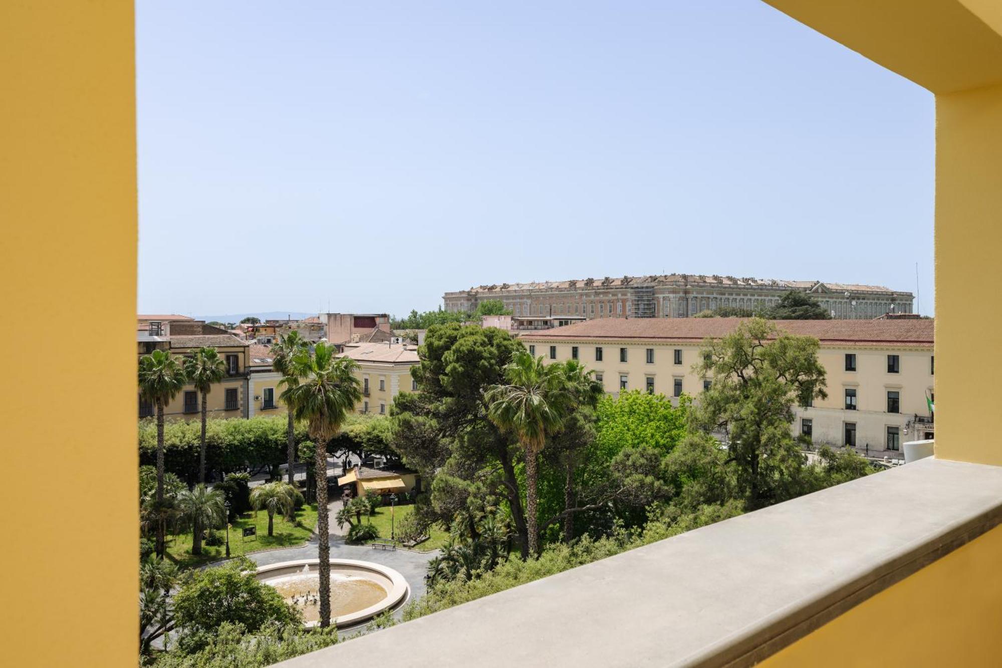 Hotel Dei Cavalieri Caserta - La Reggia Bagian luar foto