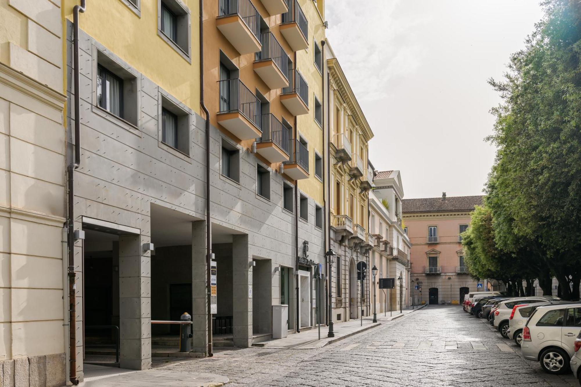 Hotel Dei Cavalieri Caserta - La Reggia Bagian luar foto