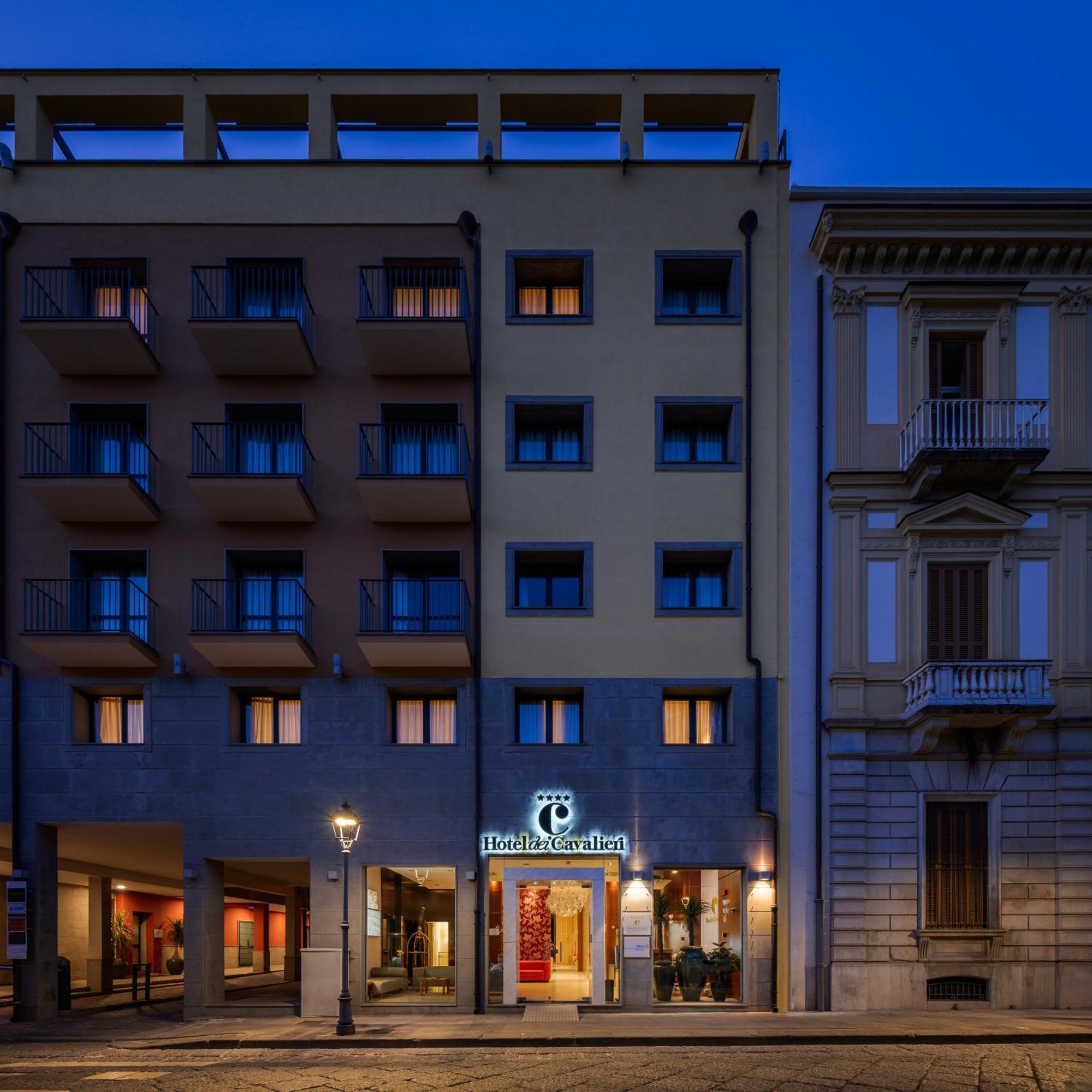 Hotel Dei Cavalieri Caserta - La Reggia Bagian luar foto